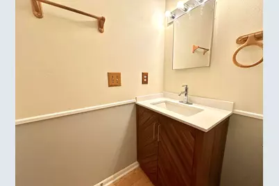 223 Oxford Court, Mary Esther, FL 32569 - Photo 28