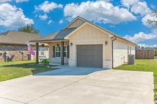 1358 Georgia Ave, Baker, FL 32531 - Photo 2