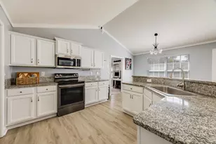 4694 Bobolink Way, Crestview, FL 32539 - Photo 6