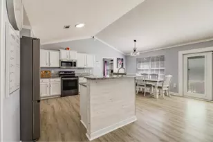 4694 Bobolink Way, Crestview, FL 32539 - Photo 2