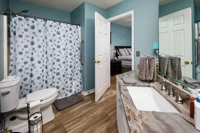 1409 W Highway 98 Highway #202, Mary Esther, FL 32569 - Photo 18
