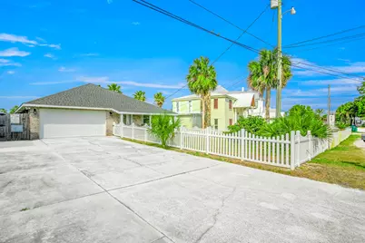 7930 S Lagoon Drive, Panama City Beach, FL 32408 - Photo 8