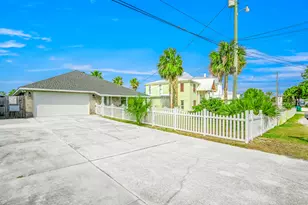 7930 S Lagoon Dr, Panama City Beach, FL 32408 - Photo 8
