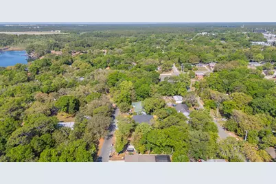 324 Hillcrest Avenue, Valparaiso, FL 32580 - Photo 52