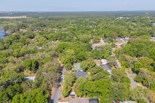 324 Hillcrest Ave, Valparaiso, FL 32580 - Photo 52