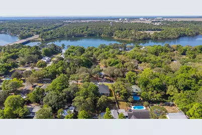 324 Hillcrest Avenue, Valparaiso, FL 32580 - Photo 4