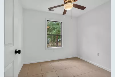 105 E Renoir Road, Defuniak Springs, FL 32433 - Photo 16