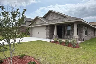187 Ridgeway Cir, Crestview, FL 32536 - Photo 1