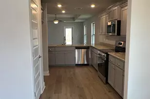 187 Ridgeway Cir, Crestview, FL 32536 - Photo 8