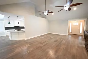 202 Shell Dr, Crestview, FL 32536 - Photo 4