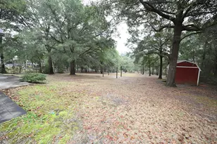 202 Shell Dr, Crestview, FL 32536 - Photo 36
