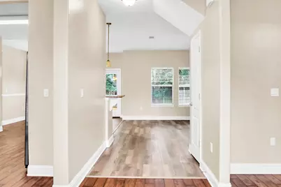 2136 Sardinia Court, Navarre, FL 32566 - Photo 2