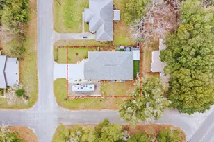 276 E Elm Ave, Crestview, FL 32536 - Photo 38