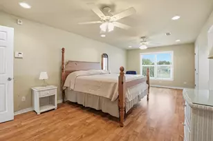 1491 W Hwy 98, Mary Esther, FL 32569 - Photo 18