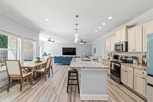 57 5th St, Shalimar, FL 32579 - Photo 6