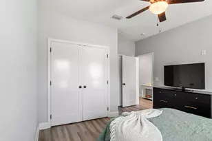 57 5th St, Shalimar, FL 32579 - Photo 12