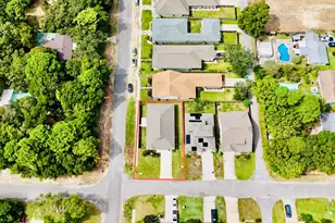57 5th St, Shalimar, FL 32579 - Photo 28