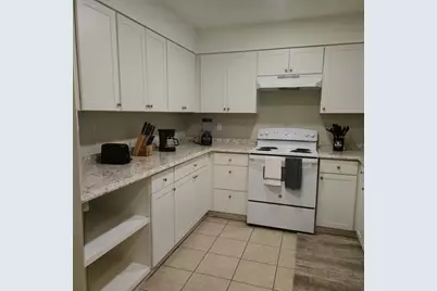348 Woodham Court, Fort Walton Beach, FL 32547 - Photo 2