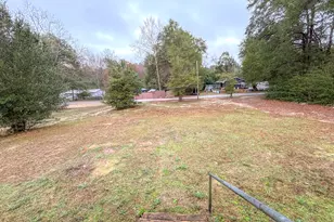 411 E Sloss Ave, Defuniak Springs, FL 32433 - Photo 16