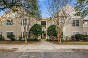 1501 N Partin Dr, Niceville, FL 32578 - Photo 1