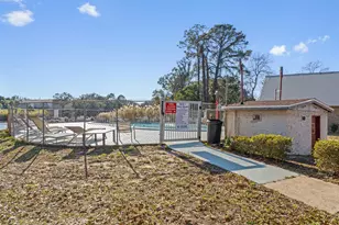 210 Pelham Rd, Fort Walton Beach, FL 32547 - Photo 26