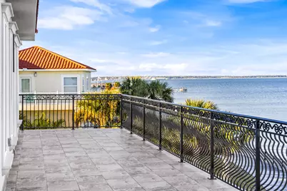 9375 Palmetto Ridge Court, Navarre, FL 32566 - Photo 6