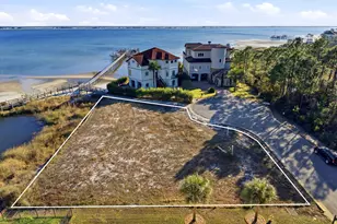 9375 Palmetto Ridge Ct, Navarre, FL 32566 - Photo 1
