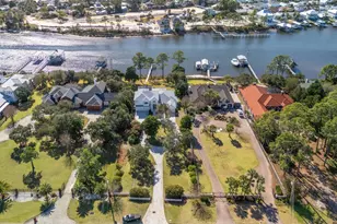 8127 N Lagoon Dr, Panama City Beach, FL 32408 - Photo 2