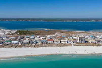 7944 Gulf Boulevard, Navarre, FL 32566 - Photo 12