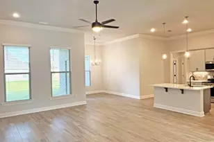 331 E Tweet St, Freeport, FL 32439 - Photo 6