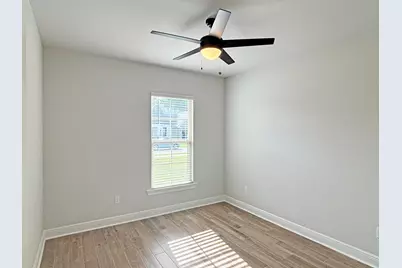 331 E Tweet Street, Freeport, FL 32439 - Photo 16