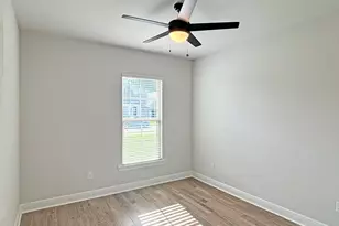 331 E Tweet St, Freeport, FL 32439 - Photo 16