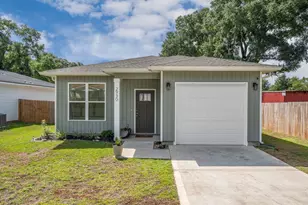 2930 McCarty Ave, Crestview, FL 32539 - Photo 1