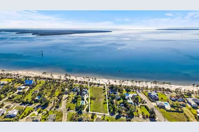 1108 W Beach Drive, Panama City, FL 32401 - Photo 2