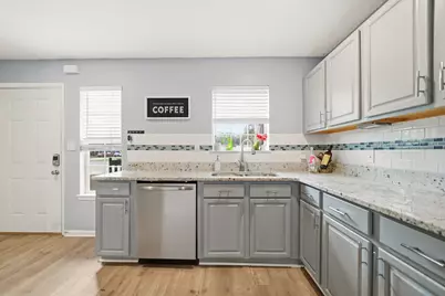40 11th Street #K85, Shalimar, FL 32579 - Photo 2