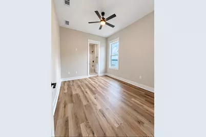 508 Village Oaks Lane, Niceville, FL 32578 - Photo 16
