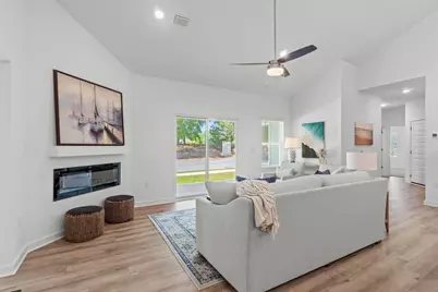 454 Arrowwood Boulevard, Freeport, FL 32439 - Photo 2