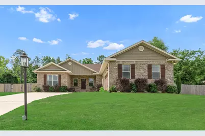 6437 Amanda Court, Crestview, FL 32536 - Photo 2