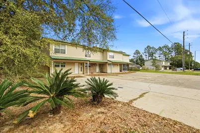 1636 E 1st Avenue, Crestview, FL 32539 - Photo 4
