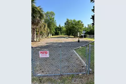 473 Dolphin Street, Port Saint Joe, FL 32456 - Photo 2