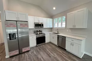 163 W Chaffin Ave, Defuniak Springs, FL 32433 - Photo 8