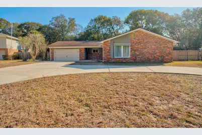 60 NW Linwood Road, Fort Walton Beach, FL 32547 - Photo 1