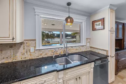 640 W Sunset Boulevard, Fort Walton Beach, FL 32547 - Photo 16