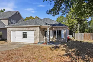 2457 S Lakeview Dr, Crestview, FL 32536 - Photo 4