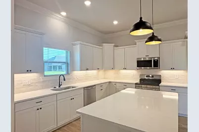 275 E Tweet Street, Freeport, FL 32439 - Photo 2