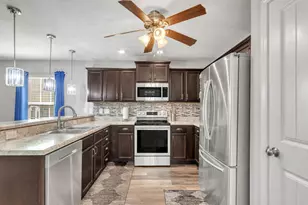 503 Eisenhower Dr, Crestview, FL 32539 - Photo 4
