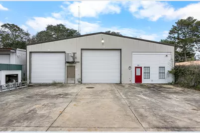 801 South Drive, Fort Walton Beach, FL 32547 - Photo 1