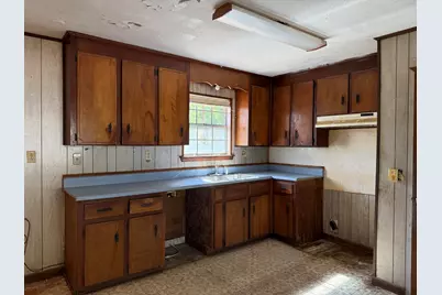210 Sidney Avenue, Defuniak Springs, FL 32433 - Photo 12