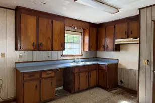 210 Sidney Ave, Defuniak Springs, FL 32433 - Photo 12