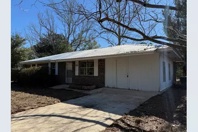 210 Sidney Avenue, Defuniak Springs, FL 32433 - Photo 2